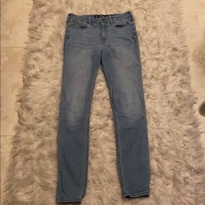 Hollister Ultra High Rise Stretch 7R